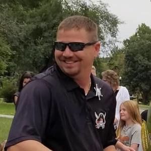 Meet your Posher, Dustin